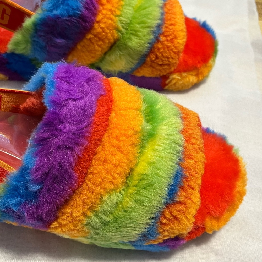 UGG AUTHENTIC FLUFF YEAH CALI PRIDE COLLAGE RAINBOW STRIPES SLIDES - Picture 7 of 17